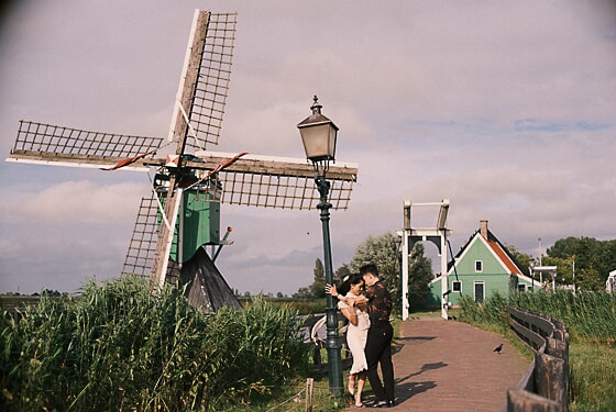 Romantische koppel fotoshoot in Zaanse Schans FZS Romantische koppel fotoshoot in Zaanse Schans
