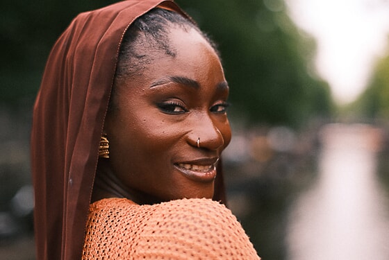 Kleurrijke solo portretten in Zaanse Schans FZS Kleurrijke solo portretten in Zaanse Schans